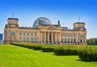 Das Reichstagsgebäude Berlin Deutscher Bundestag in Deutschland