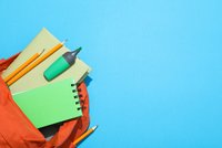 Konzept der Schulbildung mit Schulzubehör