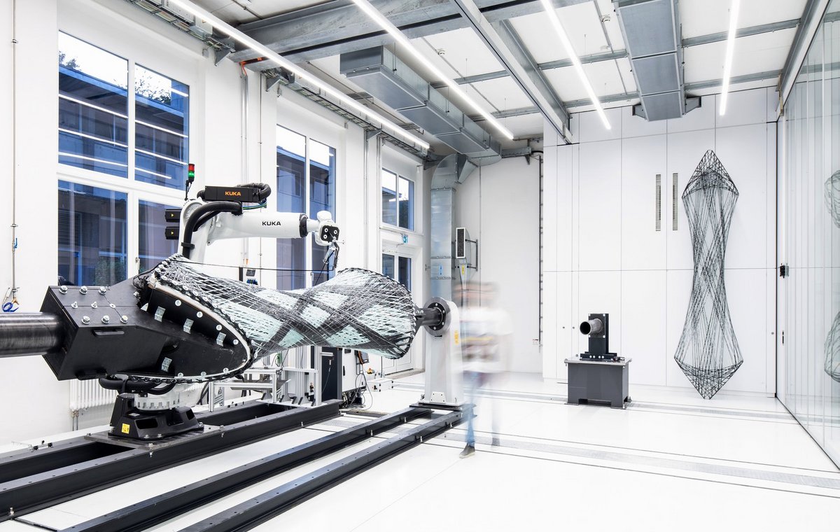 Die robotische Produktion des Faserpavillons für die Bundesgartenschau in Heilbronn im Remstal bei der FibR GmbH.