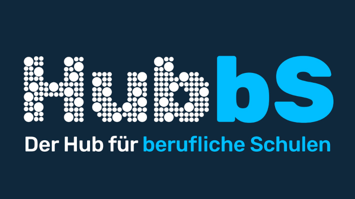Das Logo des HubbS benennt den Zweck als Hub für berufliche Schulen und ist in einem weißen grafischen Muster und hellblauer Schrift gehalten.