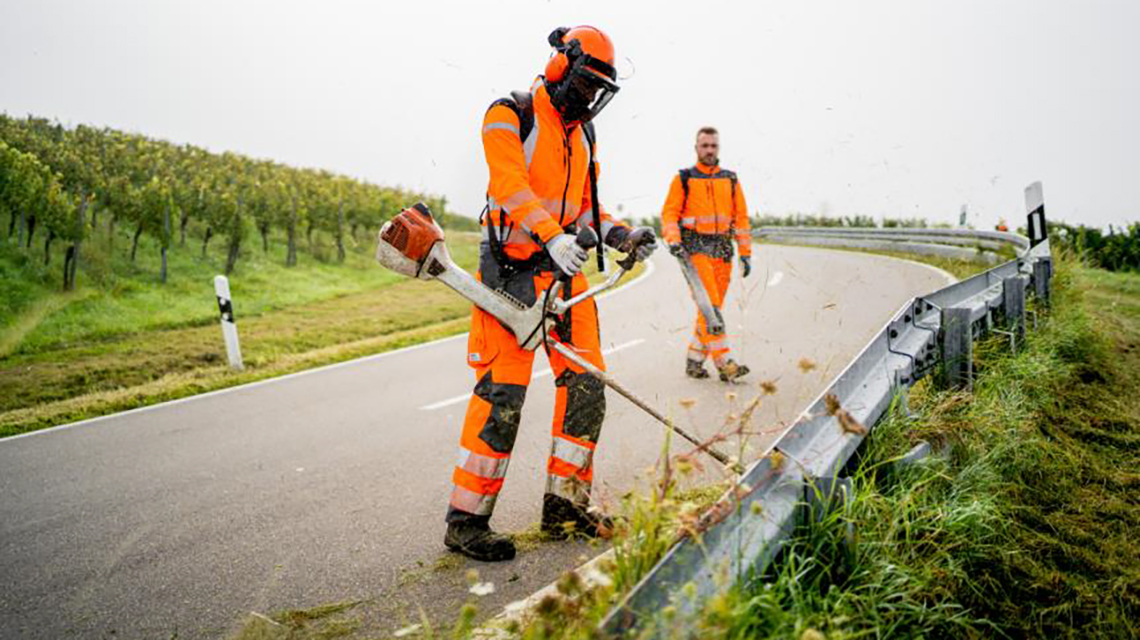 Für die Mitarbeiter des Straßenbauamts Rems-Murr-Kreis ist es wichtig, frühzeitig im Straßenverkehr erkannt zu werden.  