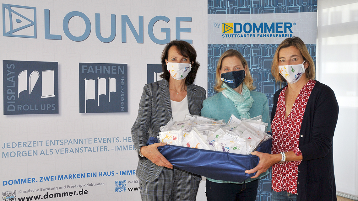 Spendenübergabe Masken Dommer an Olgäle-Stiftung
