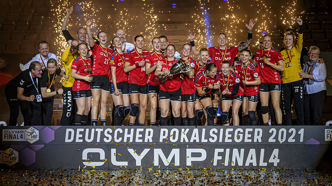 Pokalsieger 2021 Frauenhandball feiert Sieg